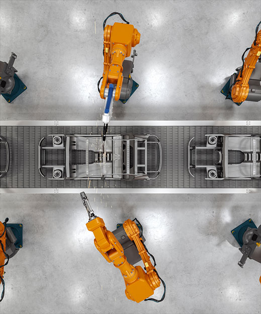 Maschinen in einer Produktionshalle